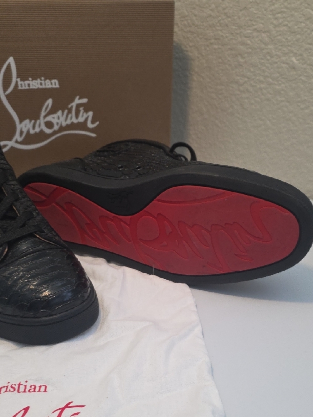 EUC Christian Louboutin Men’s Snake Skin Style Black High-Top Sneakers Size 47 - Picture 3 of 8